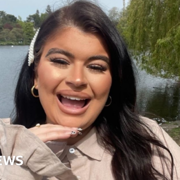 Borussia Dortmund apologises for TikTok ‘mocking’ woman with stammer