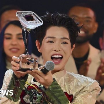 Vietnamese singer Duc Phuc wins Russia’s Intervision song contest