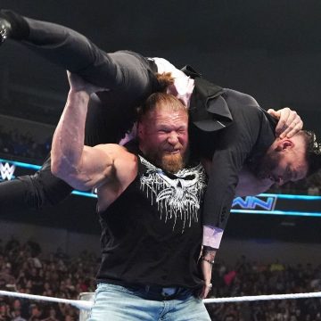 WWE SmackDown takeaways: Contracts for Wrestlepalooza signed, Heyman and Lesnar meet again