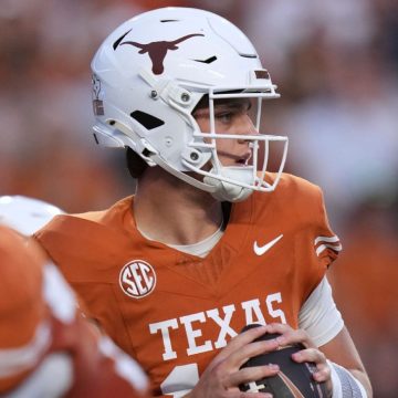 QB Arch Manning gets ‘swagger back’ as No. 8 Texas rolls