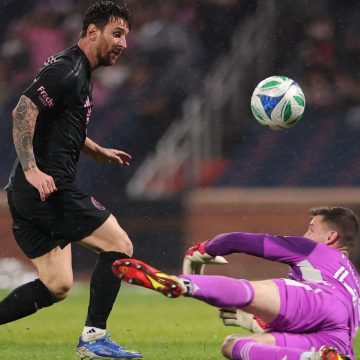 Lionel Messi’s brace helps Inter Miami clinch playoff spot
