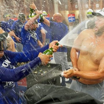 Ohtani homers, Dodgers clinch 12th NL West title in 13 years