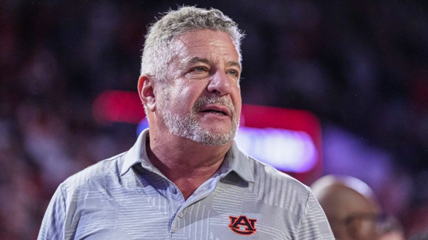 Bruce Pearl steps down as Auburn hoops coach after 11 seasons