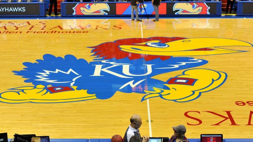 Taylen Kinney, No. 17 basketball recruit, commits to Kansas
