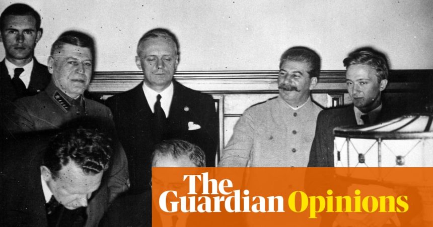 Trump and Putin are carrying out a pincer movement on Europe’s democracies. Suddenly, it all feels a bit 1939 | Simon Tisdall