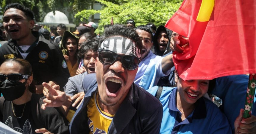 East Timor MPs bow to protesters, vote to scrap lifetime pensions | Protests News