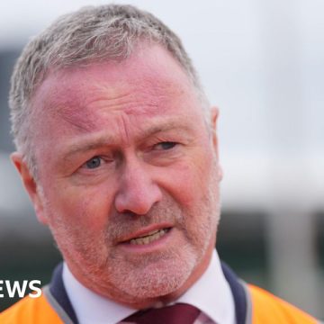 Building of three new towns will start before election, Labour pledges