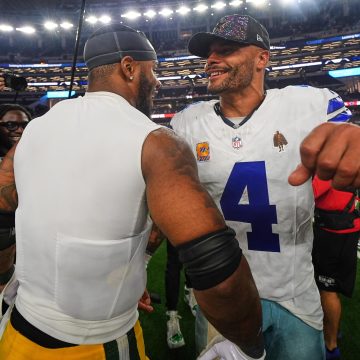 Dak Prescott Didn't Trash Talk Micah Parsons, Reacts to Viral Sack in Packers-Cowboys