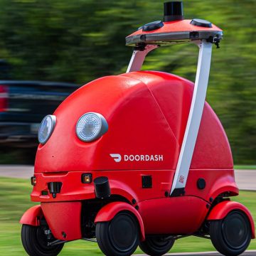 DoorDash’s New Delivery Robot Rolls Out Into the Big, Cruel World