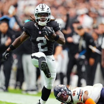 Fantasy football winners and losers for Week 4: Jeanty, Hampton come up big