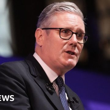 Labour in 'battle for soul' of UK with Reform