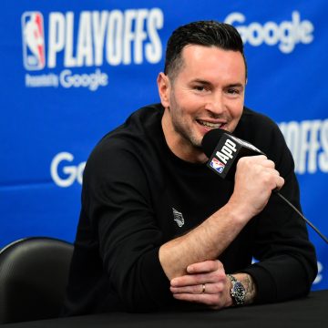 Lakers' JJ Redick Spent Time with Tom Brady, Sean McVay During NBA Offseason