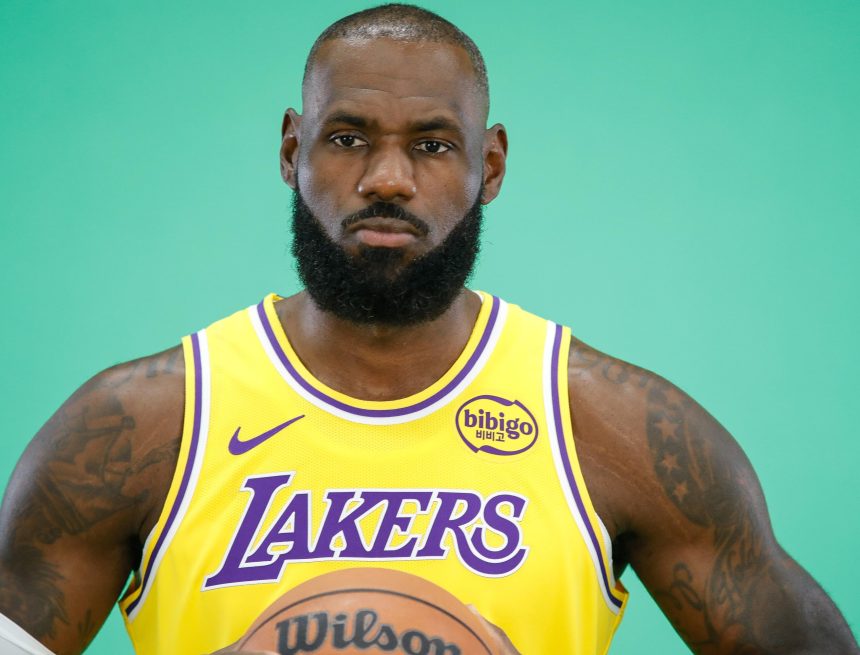 Lakers Need to Show Urgency in NBA Title Chase Amid LeBron James' Retirement Talk