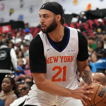 Lakers Sign Anton Watson, Nate Williams to Contracts Before 2025-26 NBA Training Camp