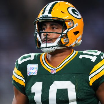 NFL Fans Rip Packers' Clock Management at End of Tie Against Dak Prescott, Cowboys