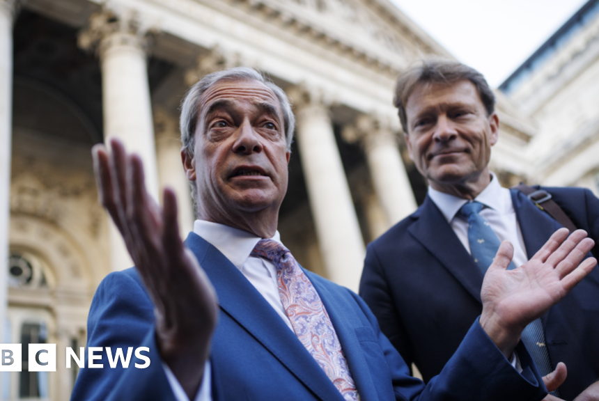 Nigel Farage urges Bank of England boss to stop UK bond sales