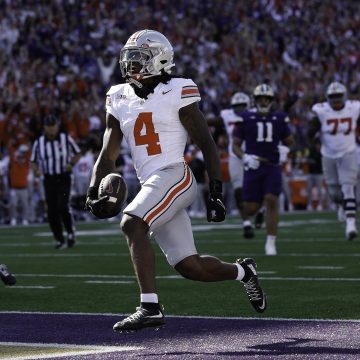 No. 1 OSU Beats Washington as Jeremiah Smith, Julian Sayin, Bo Jackson Thrill Fans