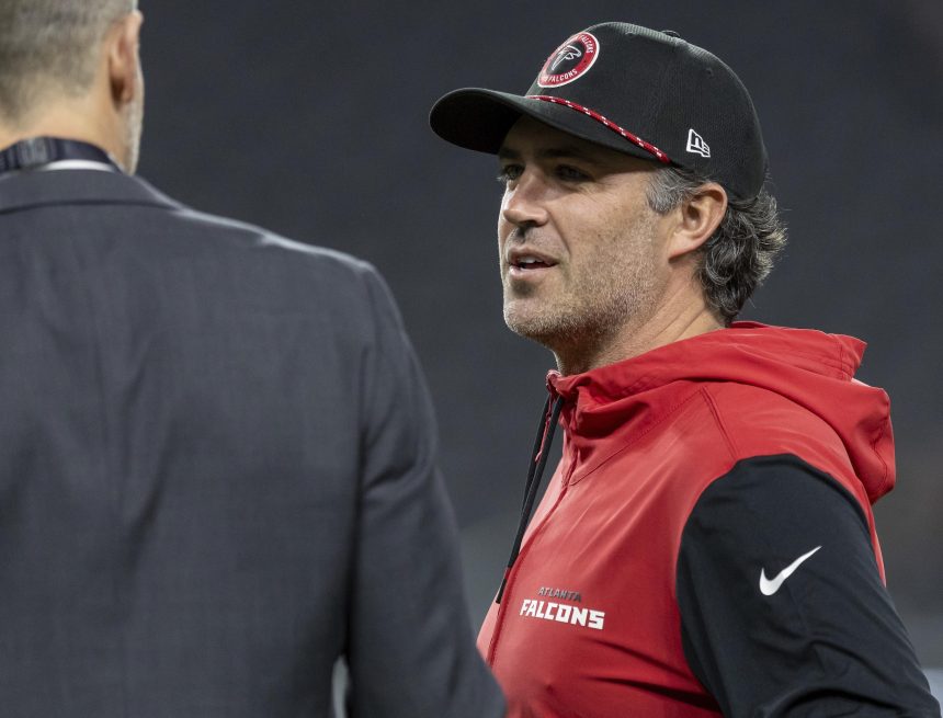 OK State Reportedly Eyes Falcons OC Zac Robinson to Replace Mike Gundy as HC