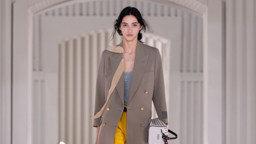 Onitsuka Tiger Spring 2026 Ready to Wear Runway, Fashion Show & Collection Review