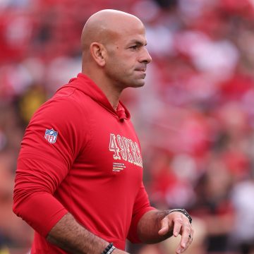 Robert Saleh, Jags' Liam Coen Exchange Words After 49ers DC's Sign-Stealing Comments