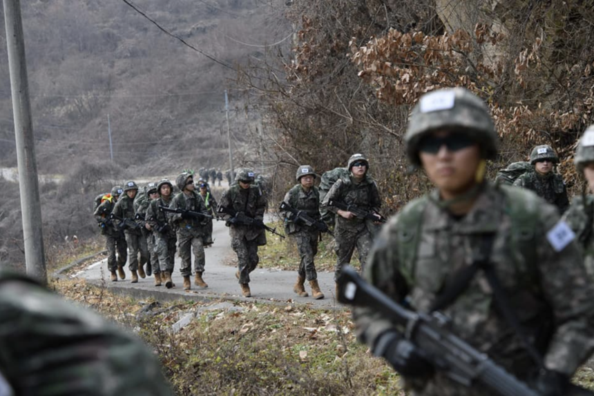 ROK military must do more to stop abuse of North Korean escapee soldiers: Report