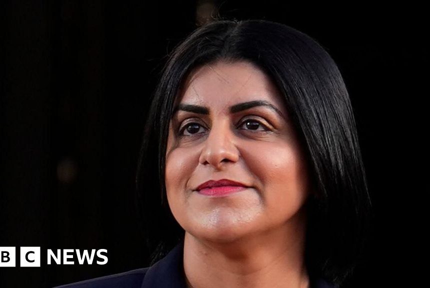 Shabana Mahmood to demand migrants earn right to settled status