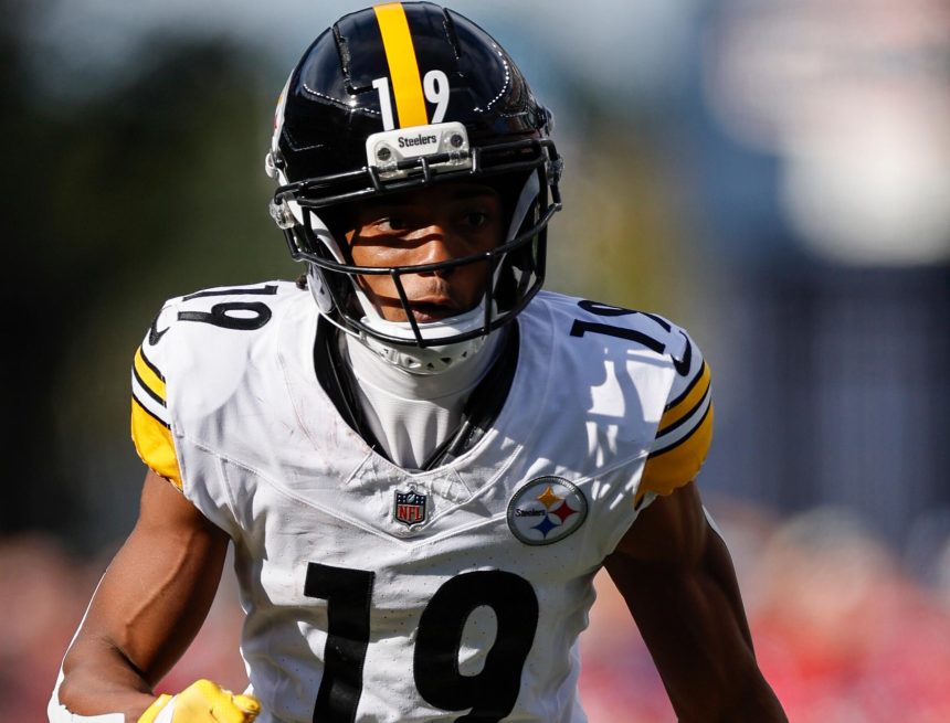 Steelers' Calvin Austin Hospitalized in Ireland After Shoulder Injury vs. Vikings