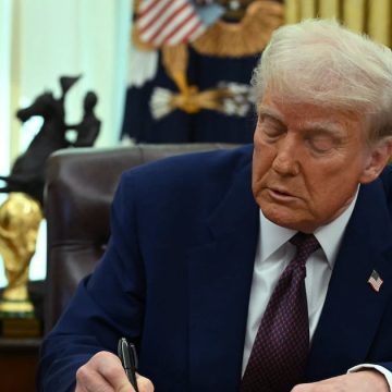 Trump Signs TikTok Order With US App Valued at $14 Billion