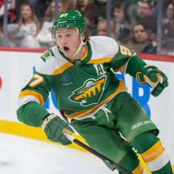 Wild sign Kirill Kaprizov to NHL-record $136M extension