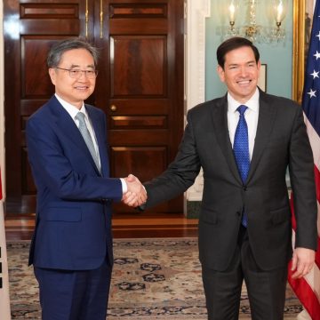 Top diplomats of US, ROK reaffirm North Korea denuclearization in first meeting