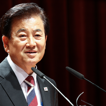 Seoul won’t change constitution to accept North Korea as separate state: Chung