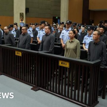 China sentences 11 members of Ming mafia family to death