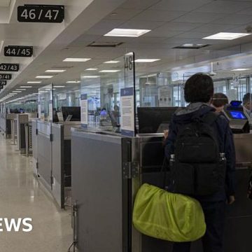Man spent $8,000 on flights to get back to the US after visa fears