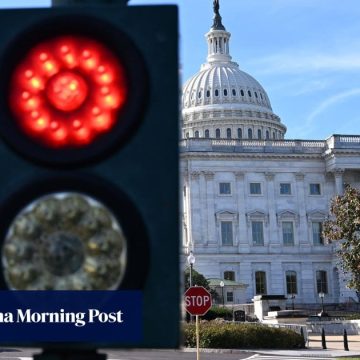 US government shutdown to drag into next week, as Senate funding vote fails