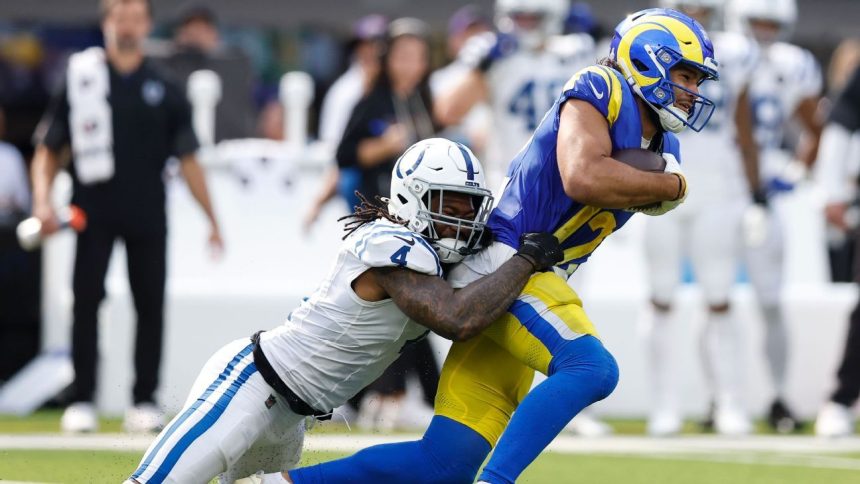 Colts’ Xavien Howard abruptly retires, citing ‘family first’