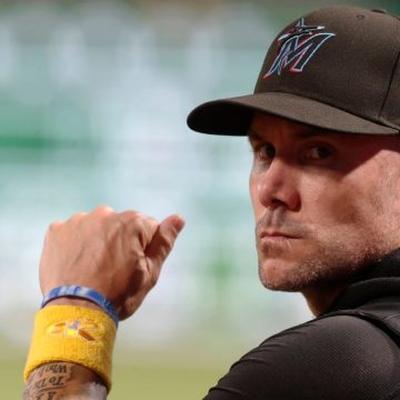 Rangers hire Skip Schumaker as manager on four-year deal