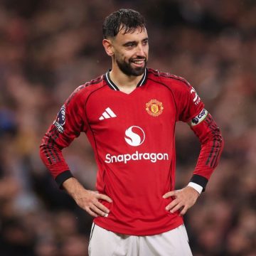Transfer rumors, news: Saudi clubs still eye Man Utd’s Bruno