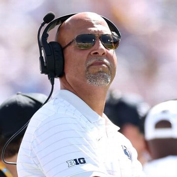 Penn State, Texas fall out of AP Top 25; Miami rises to No. 2