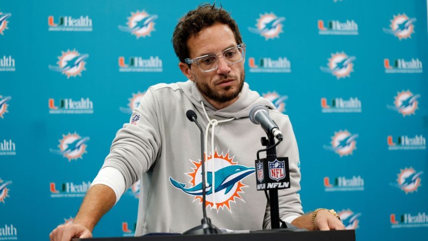 Mike McDaniel says Dolphins owner Steve Ross ‘really frustrated’