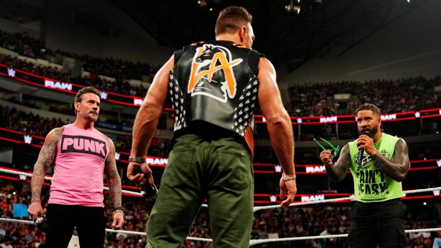 WWE ‘Raw’ takeaways: Everyone suddenly wants to be World Heavyweight Champion