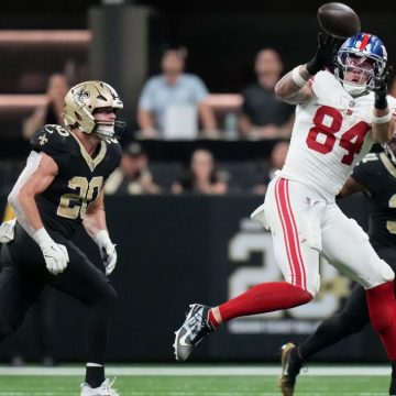 Fantasy playbook: NFL Week 6 Shadow Reports, lineup locks and projected scores