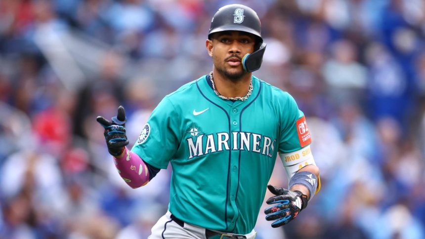 Mariners take commanding 2-0 lead over Blue Jays in ALCS
