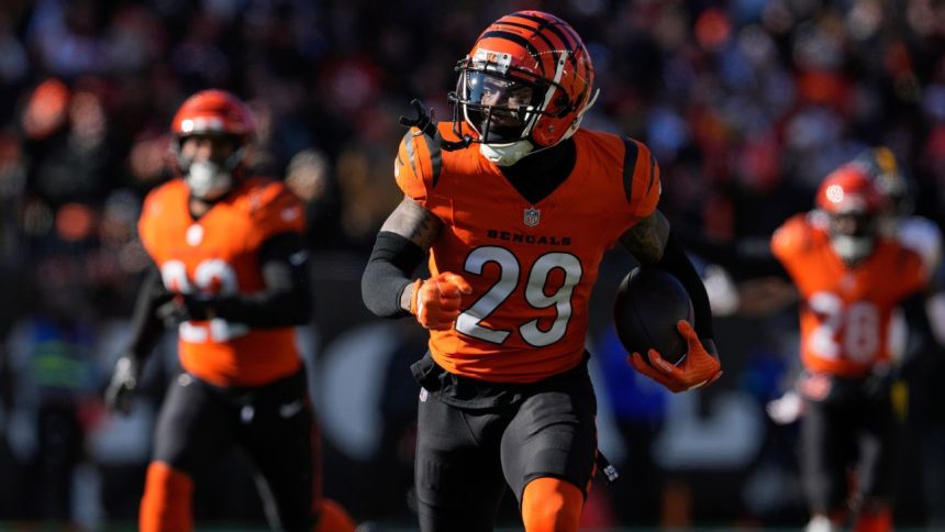Bengals hoping Cam Taylor-Britt can ‘turn the page’ after benching
