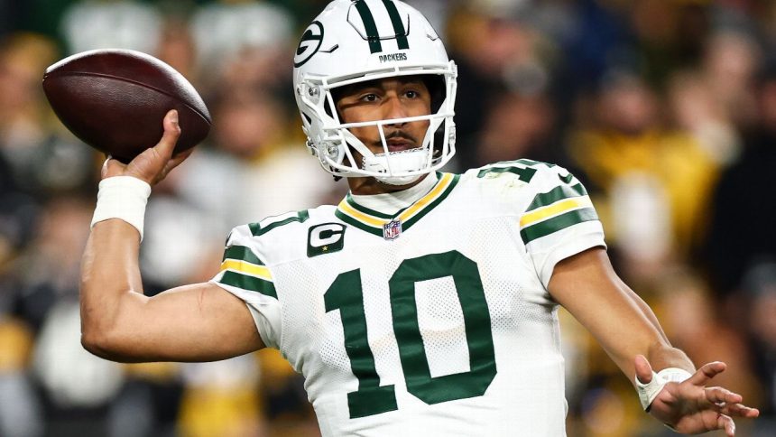 'Up-and-coming' Jordan Love stars as Packers defeat Steelers ‘Up-and-coming’ Jordan Love stars as Packers defeat Steelers