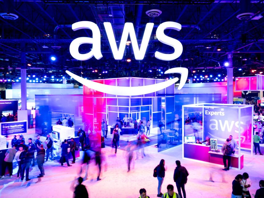 LIVE: Amazon Web Services outage hits Snapchat, Fortnite, other apps, sites | Technology News