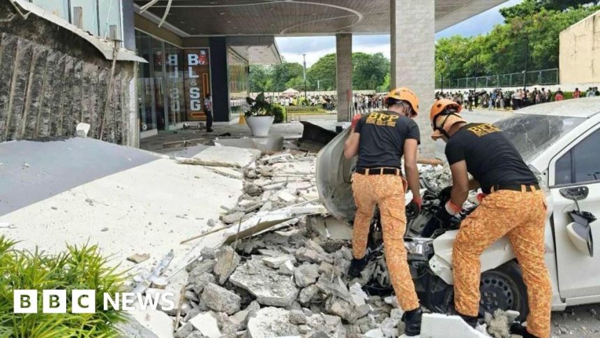 Strong 7.4 magnitude earthquake hits southern Philippines