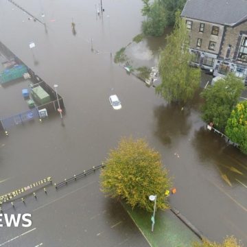 Man dies in Donegal in ‘weather-related incident’