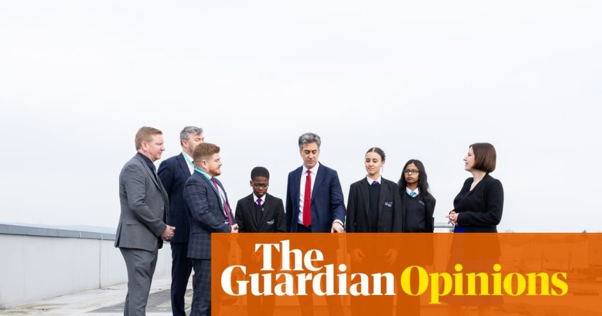 Ed Miliband’s new green jobs will bring Britain hope. I dare Reform to denounce them | Polly Toynbee