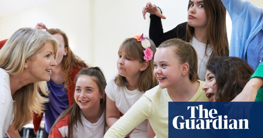 Is Daniel Day-Lewis right to say theatre is elitist? | Theatre