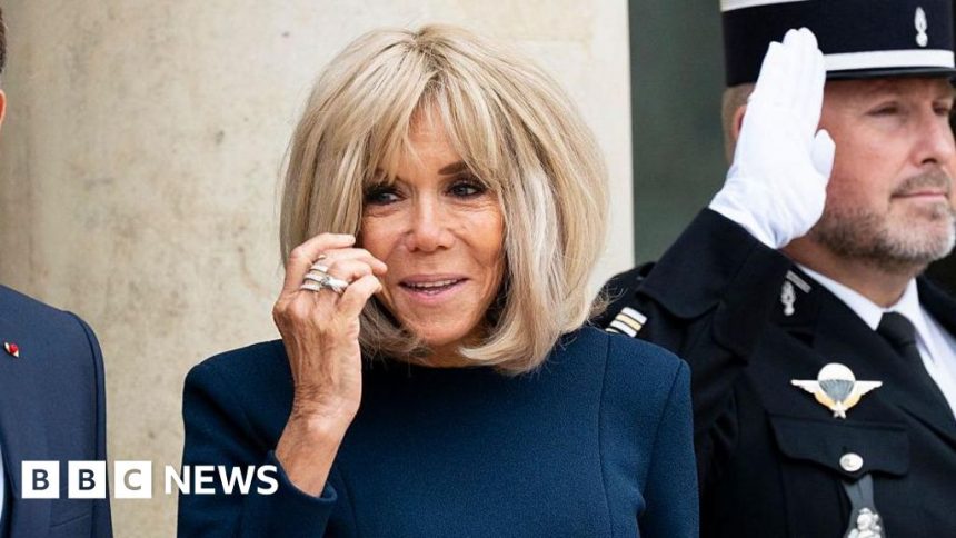 Trial begins for 10 accused of sexist cyber-bullying of president's Trial begins for 10 accused of sexist cyber-bullying of president’s wife